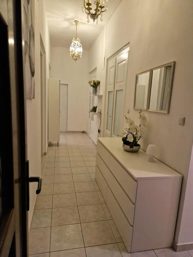 Apartment Toni Pula